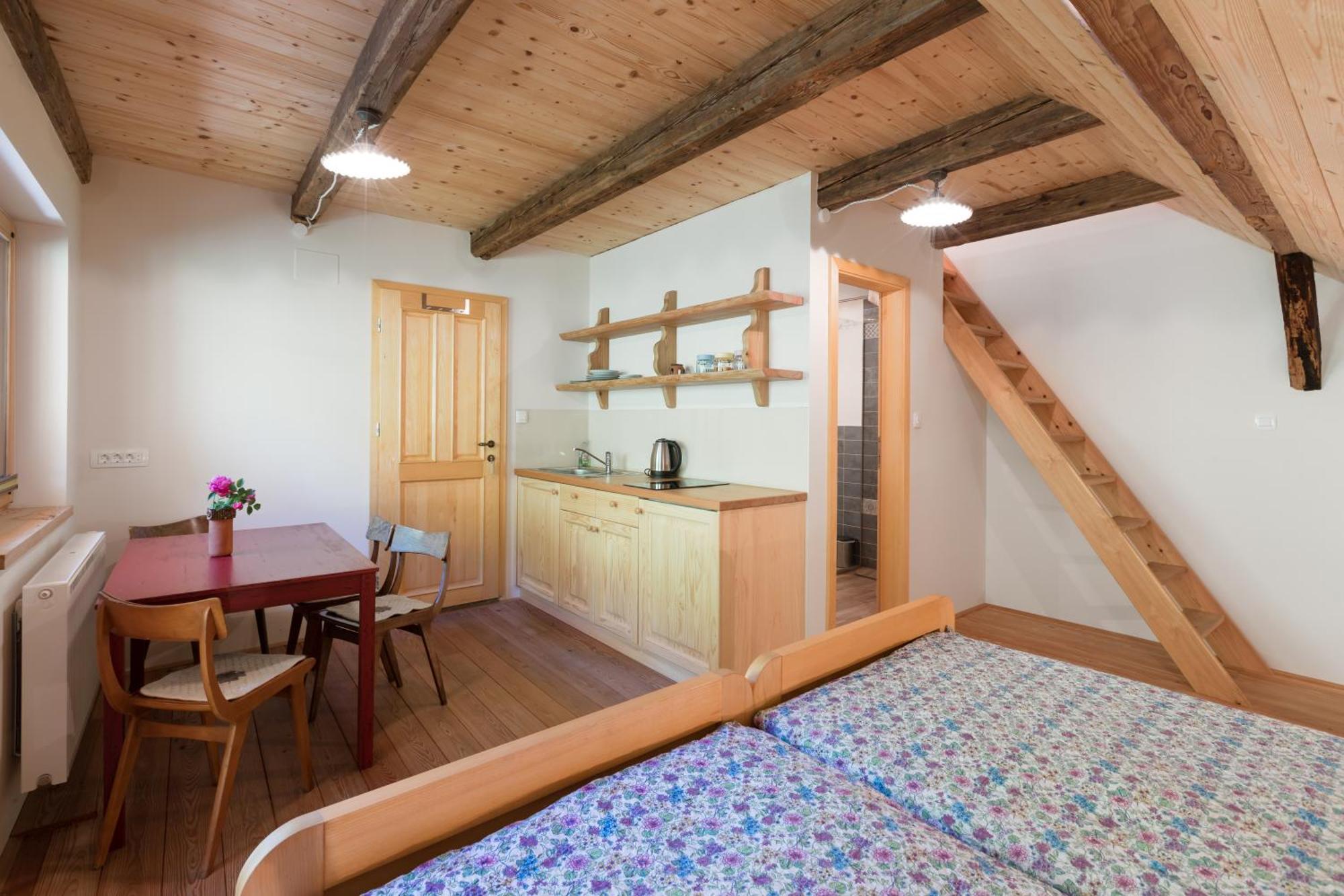 Homestead Farm Tesnak Gorenja Vas  Δωμάτιο φωτογραφία